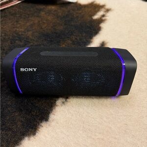 Sony SRS-XB33 wireless speaker